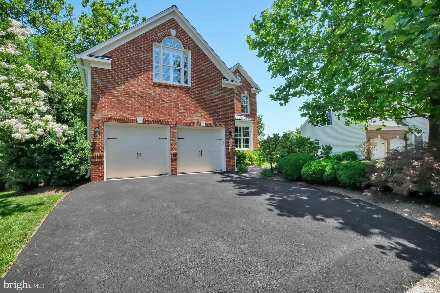 18992 SNOWBERRY CT, LEESBURG, Virginia 20176, 5 Bedrooms Bedrooms, ,3 BathroomsBathrooms,Residential,For sale,18992 SNOWBERRY CT,VALO2100748 MLS # VALO2100748
