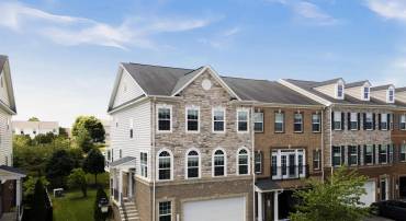 1543 KINNAIRD TER NE, LEESBURG, Virginia 20176, 4 Bedrooms Bedrooms, ,3 BathroomsBathrooms,Residential,For sale,1543 KINNAIRD TER NE,VALO2100864 MLS # VALO2100864