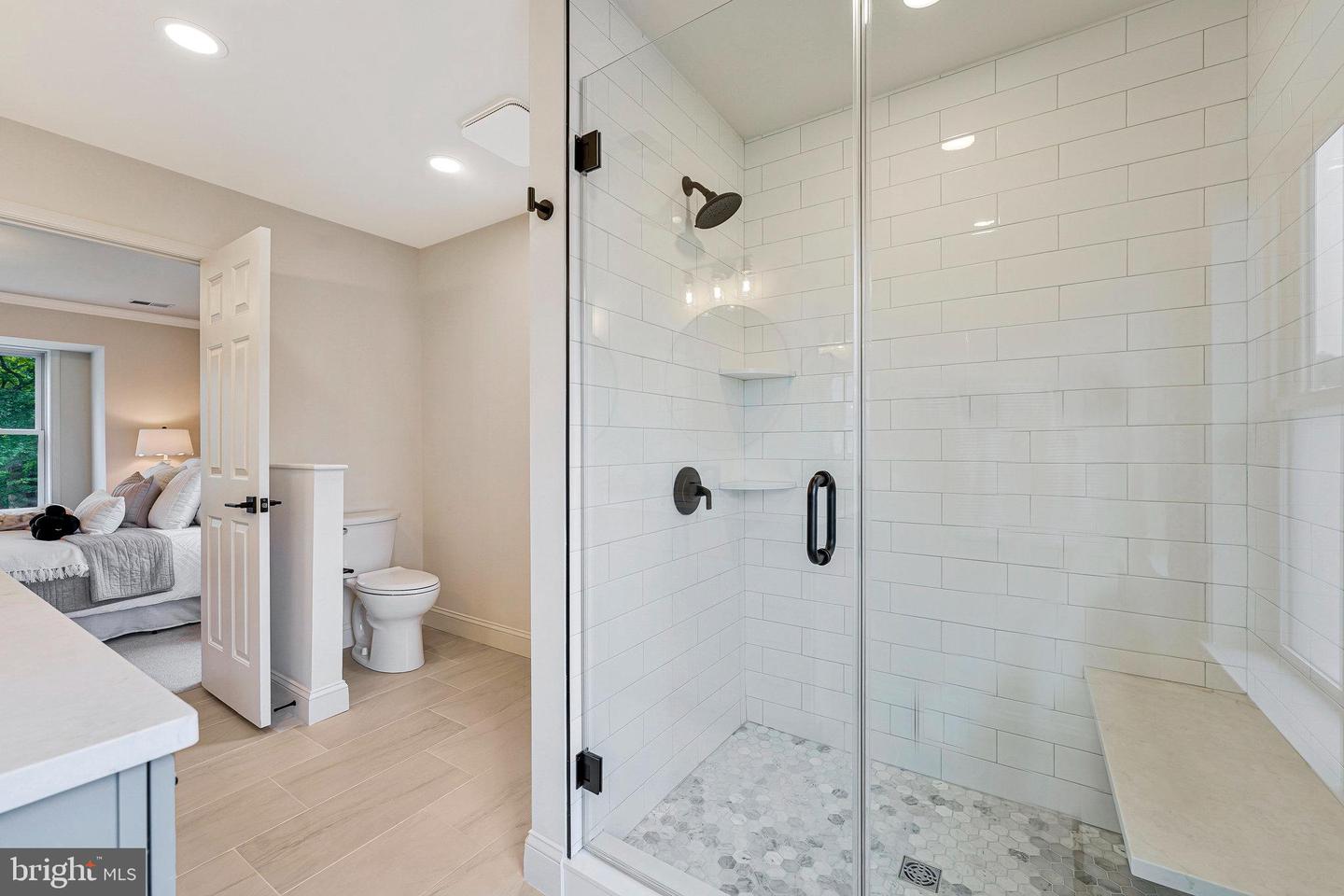 216 BATTLE ST SW, VIENNA, Virginia 22180, 4 Bedrooms Bedrooms, ,3 BathroomsBathrooms,Residential,For sale,216 BATTLE ST SW,VAFX2252900 MLS # VAFX2252900