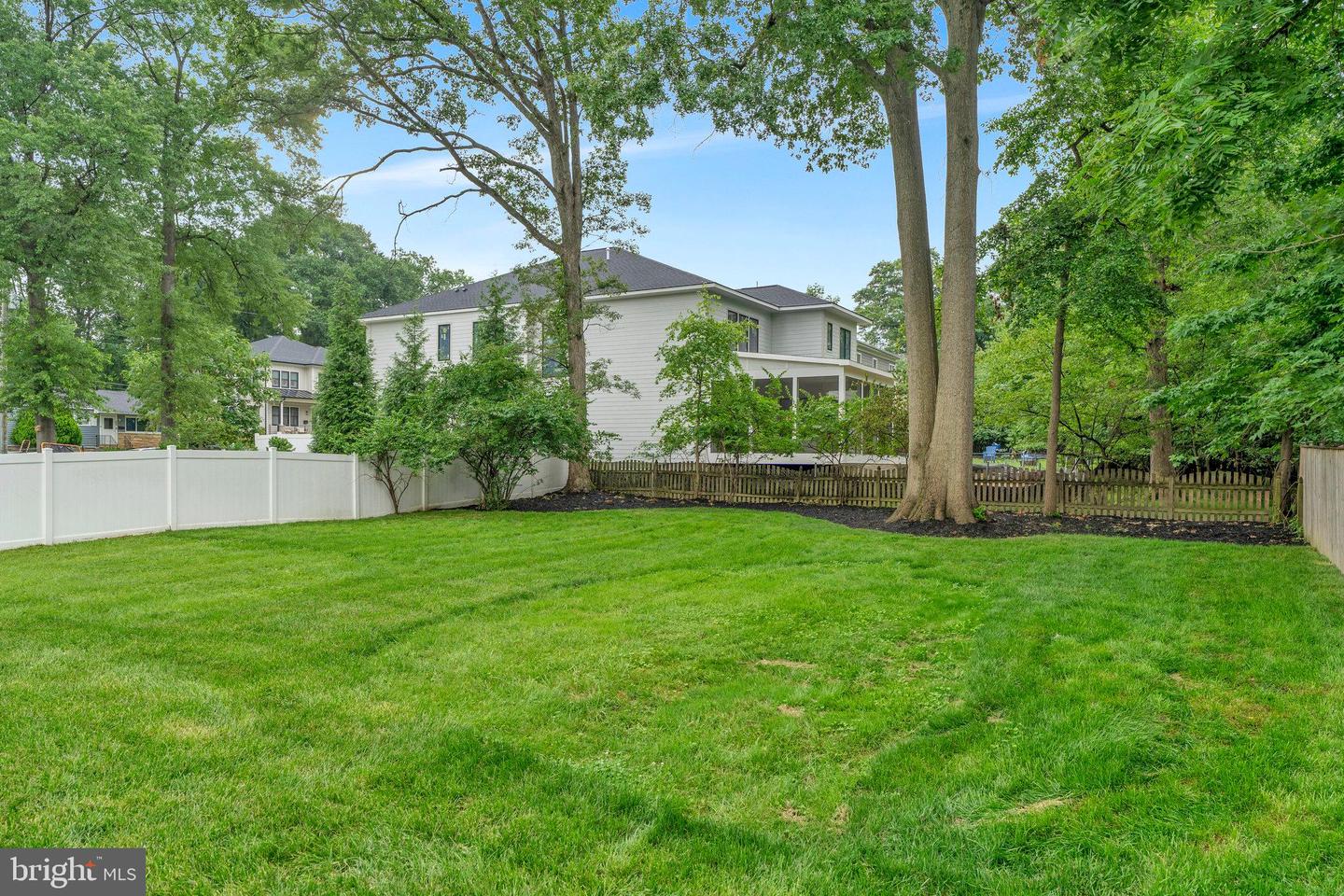 216 BATTLE ST SW, VIENNA, Virginia 22180, 4 Bedrooms Bedrooms, ,3 BathroomsBathrooms,Residential,For sale,216 BATTLE ST SW,VAFX2252900 MLS # VAFX2252900