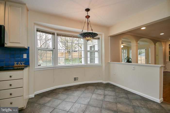 1006 KIMBERWICKE RD, MCLEAN, Virginia 22102, 5 Bedrooms Bedrooms, ,4 BathroomsBathrooms,Residential,For sale,1006 KIMBERWICKE RD,VAFX2252908 MLS # VAFX2252908