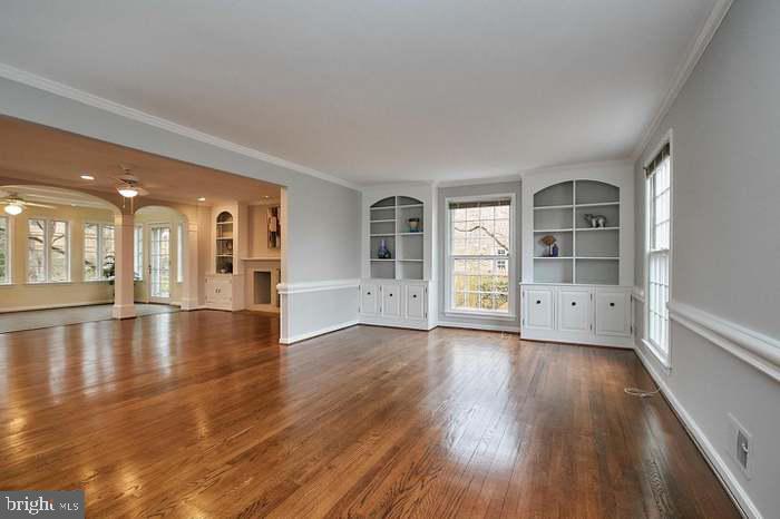 1006 KIMBERWICKE RD, MCLEAN, Virginia 22102, 5 Bedrooms Bedrooms, ,4 BathroomsBathrooms,Residential,For sale,1006 KIMBERWICKE RD,VAFX2252908 MLS # VAFX2252908