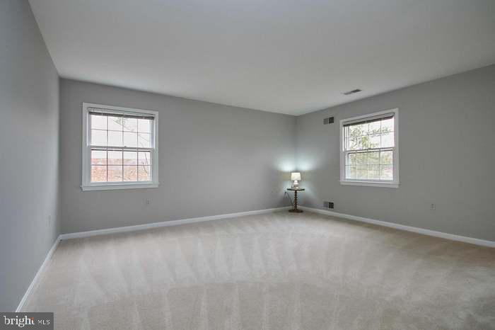 1006 KIMBERWICKE RD, MCLEAN, Virginia 22102, 5 Bedrooms Bedrooms, ,4 BathroomsBathrooms,Residential,For sale,1006 KIMBERWICKE RD,VAFX2252908 MLS # VAFX2252908
