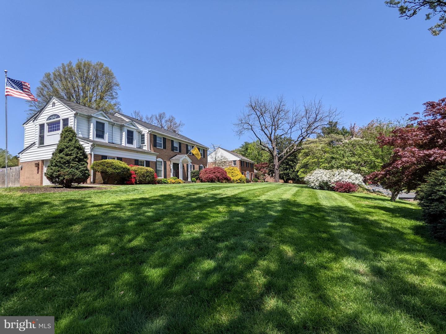 1006 KIMBERWICKE RD, MCLEAN, Virginia 22102, 5 Bedrooms Bedrooms, ,4 BathroomsBathrooms,Residential,For sale,1006 KIMBERWICKE RD,VAFX2252908 MLS # VAFX2252908