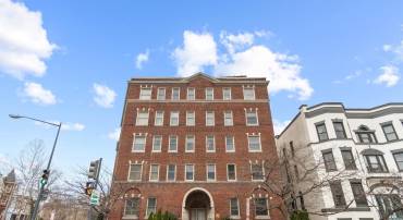 3500 13TH ST NW #208 A, WASHINGTON, District Of Columbia 20010, 1 Bedroom Bedrooms, ,1 BathroomBathrooms,Residential,For sale,3500 13TH ST NW #208 A,DCDC2208646 MLS # DCDC2208646