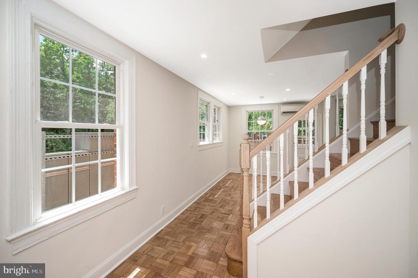 2600 16TH ST S #696, ARLINGTON, Virginia 22204, 2 Bedrooms Bedrooms, ,1 BathroomBathrooms,Residential,For sale,2600 16TH ST S #696,VAAR2060080 MLS # VAAR2060080