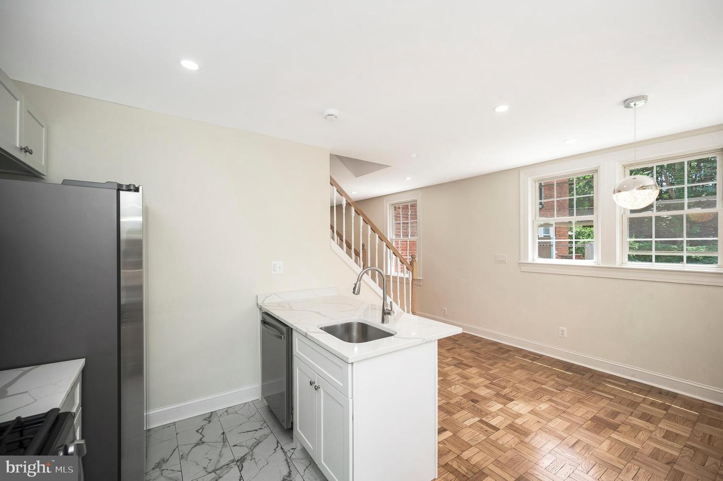2600 16TH ST S #696, ARLINGTON, Virginia 22204, 2 Bedrooms Bedrooms, ,1 BathroomBathrooms,Residential,For sale,2600 16TH ST S #696,VAAR2060080 MLS # VAAR2060080