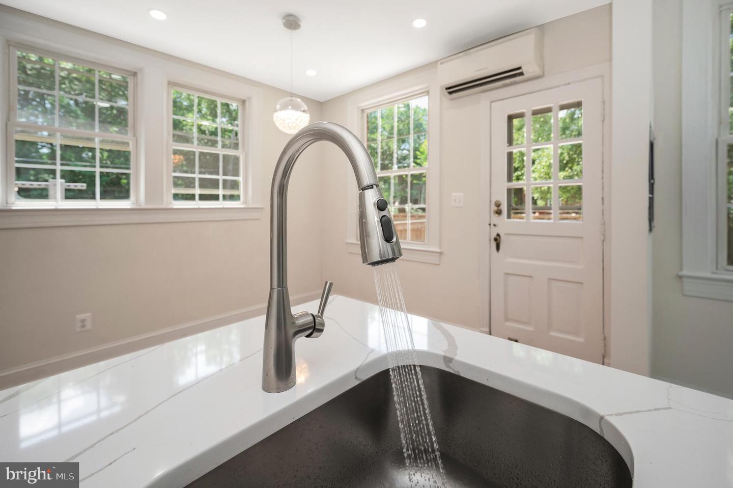 2600 16TH ST S #696, ARLINGTON, Virginia 22204, 2 Bedrooms Bedrooms, ,1 BathroomBathrooms,Residential,For sale,2600 16TH ST S #696,VAAR2060080 MLS # VAAR2060080