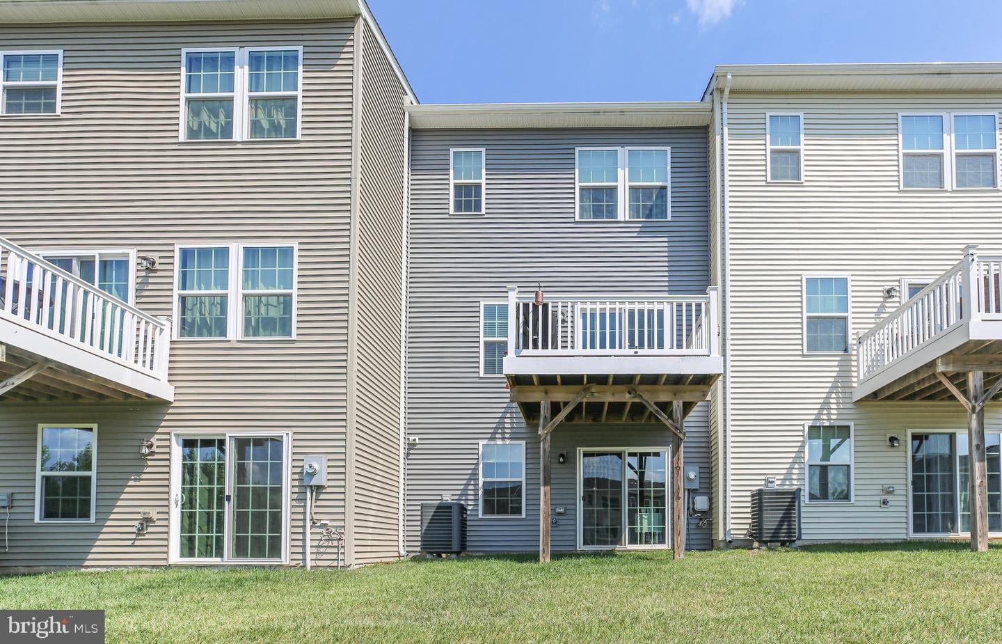 8410 DEVRIES LN, SPOTSYLVANIA, Virginia 22553, 3 Bedrooms Bedrooms, ,2 BathroomsBathrooms,Residential,For sale,8410 DEVRIES LN,VASP2034370 MLS # VASP2034370