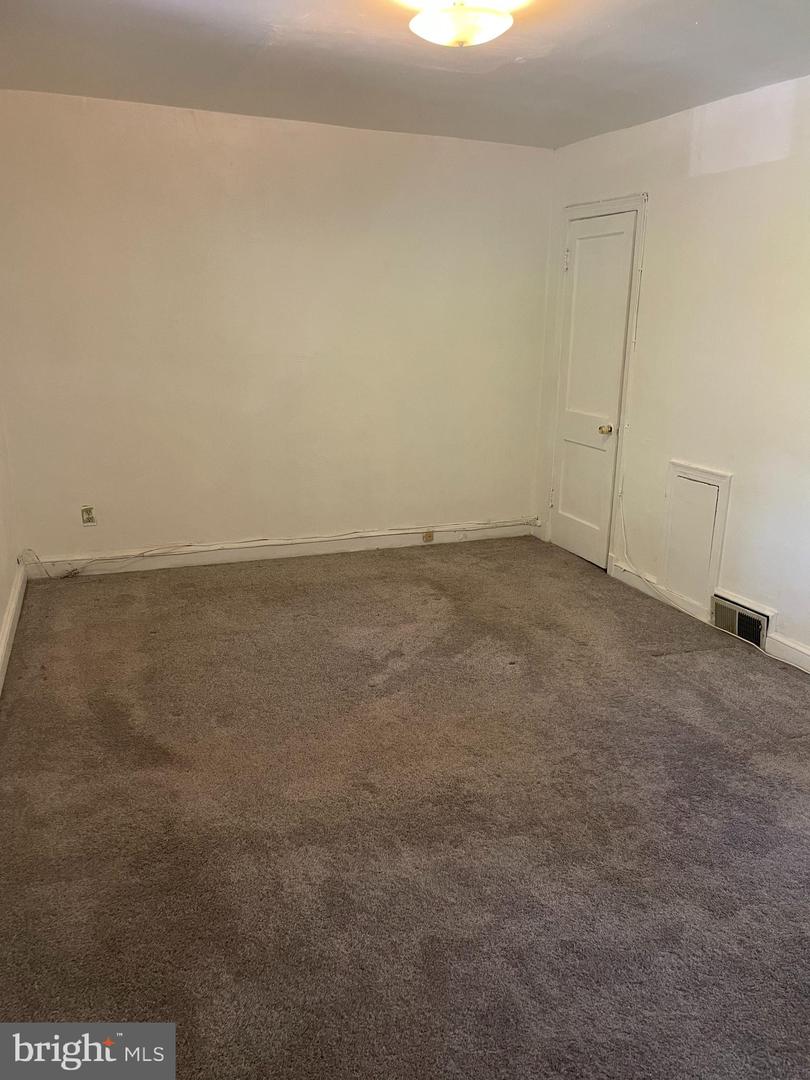 537 42ND ST NE, WASHINGTON, District Of Columbia 20019, 3 Bedrooms Bedrooms, ,3 BathroomsBathrooms,Residential,For sale,537 42ND ST NE,DCDC2208652 MLS # DCDC2208652