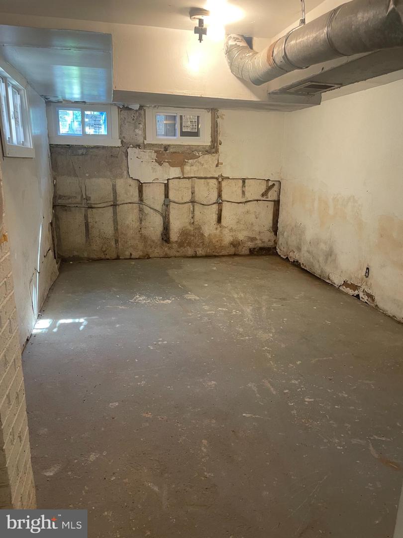 537 42ND ST NE, WASHINGTON, District Of Columbia 20019, 3 Bedrooms Bedrooms, ,3 BathroomsBathrooms,Residential,For sale,537 42ND ST NE,DCDC2208652 MLS # DCDC2208652