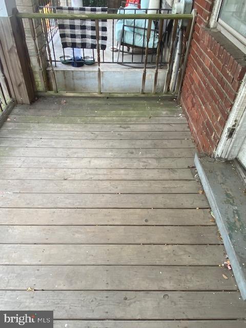 1733 L ST NE, WASHINGTON, District Of Columbia 20002, 2 Bedrooms Bedrooms, ,1 BathroomBathrooms,Residential,For sale,1733 L ST NE,DCDC2208654 MLS # DCDC2208654