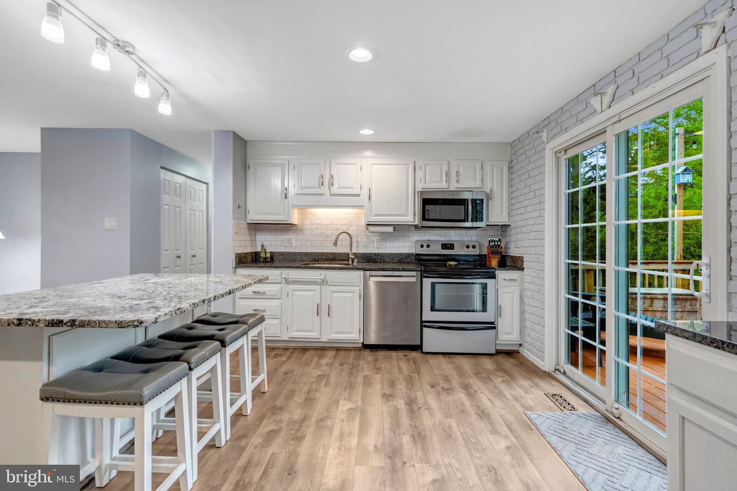123 MAGNOLIA RD, STERLING, Virginia 20164, 3 Bedrooms Bedrooms, ,2 BathroomsBathrooms,Residential,For sale,123 MAGNOLIA RD,VALO2100928 MLS # VALO2100928