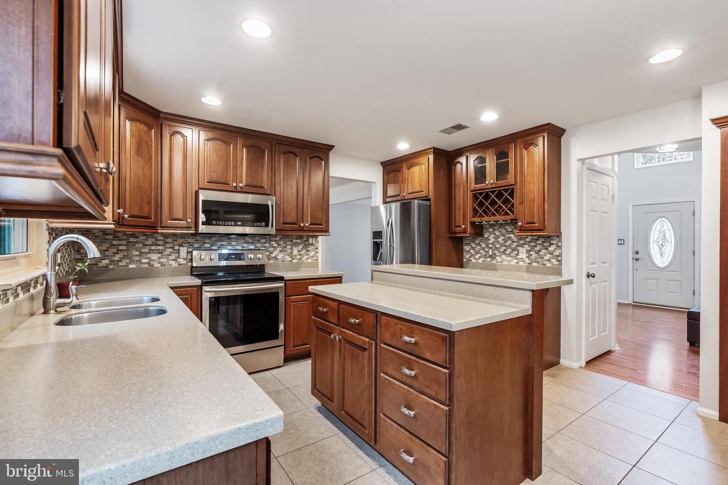 7333 HAZELWOOD CT, WARRENTON, Virginia 20187, 4 Bedrooms Bedrooms, ,3 BathroomsBathrooms,Residential,For sale,7333 HAZELWOOD CT,VAFQ2017260 MLS # VAFQ2017260