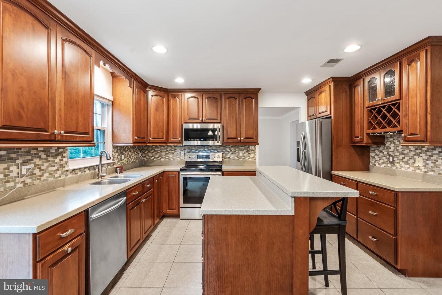 7333 HAZELWOOD CT, WARRENTON, Virginia 20187, 4 Bedrooms Bedrooms, ,3 BathroomsBathrooms,Residential,For sale,7333 HAZELWOOD CT,VAFQ2017260 MLS # VAFQ2017260