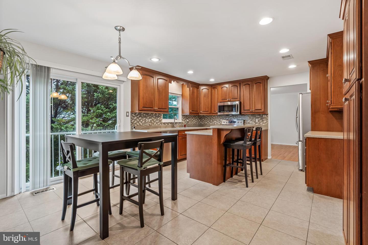 7333 HAZELWOOD CT, WARRENTON, Virginia 20187, 4 Bedrooms Bedrooms, ,3 BathroomsBathrooms,Residential,For sale,7333 HAZELWOOD CT,VAFQ2017260 MLS # VAFQ2017260