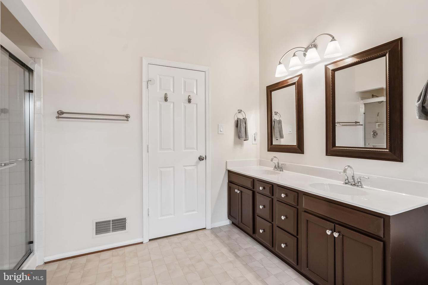 7333 HAZELWOOD CT, WARRENTON, Virginia 20187, 4 Bedrooms Bedrooms, ,3 BathroomsBathrooms,Residential,For sale,7333 HAZELWOOD CT,VAFQ2017260 MLS # VAFQ2017260