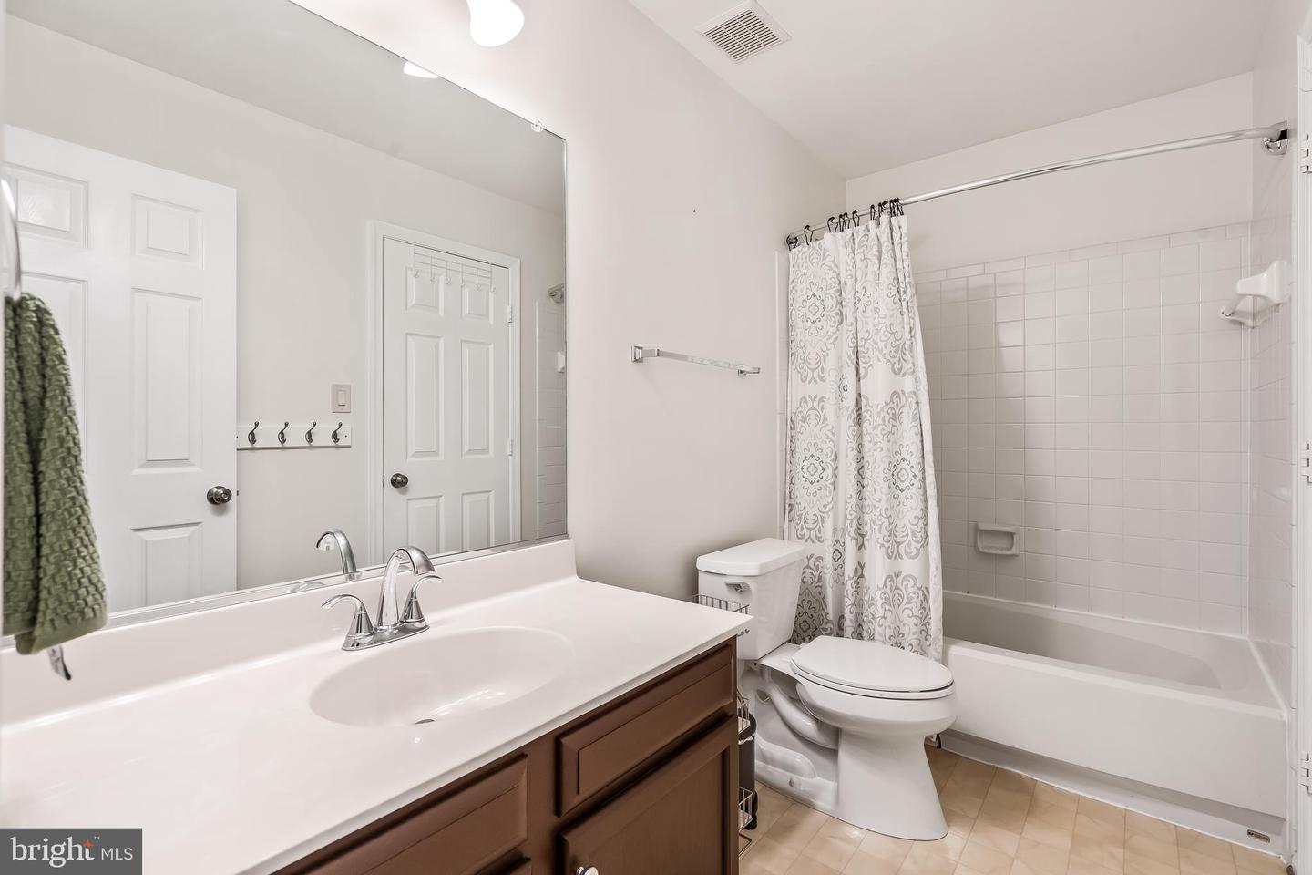 7333 HAZELWOOD CT, WARRENTON, Virginia 20187, 4 Bedrooms Bedrooms, ,3 BathroomsBathrooms,Residential,For sale,7333 HAZELWOOD CT,VAFQ2017260 MLS # VAFQ2017260