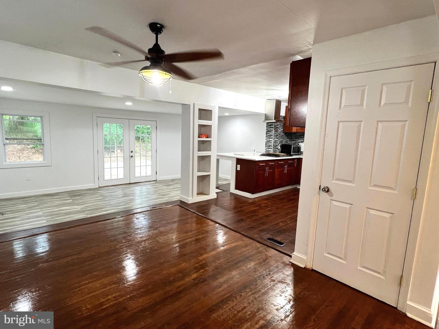 3809 LARCHMONT DR, ANNANDALE, Virginia 22003, 3 Bedrooms Bedrooms, ,2 BathroomsBathrooms,Residential,For sale,3809 LARCHMONT DR,VAFX2252870 MLS # VAFX2252870