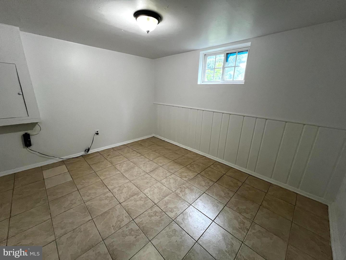 3809 LARCHMONT DR, ANNANDALE, Virginia 22003, 3 Bedrooms Bedrooms, ,2 BathroomsBathrooms,Residential,For sale,3809 LARCHMONT DR,VAFX2252870 MLS # VAFX2252870
