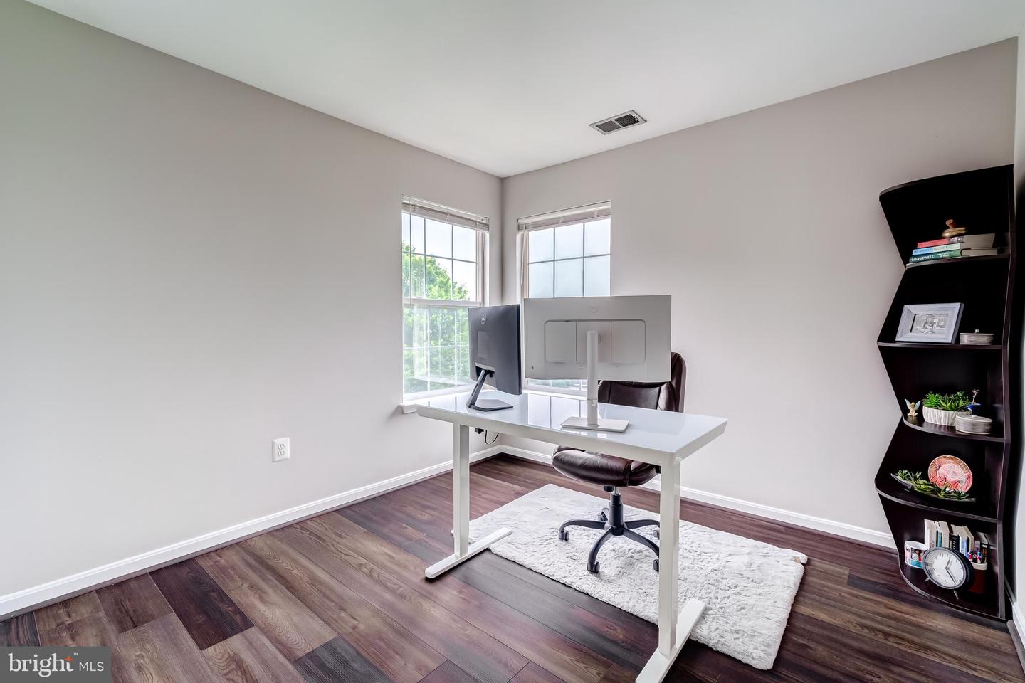 43865 LAUREL RIDGE DR, ASHBURN, Virginia 20147, 4 Bedrooms Bedrooms, ,3 BathroomsBathrooms,Residential,For sale,43865 LAUREL RIDGE DR,VALO2100972 MLS # VALO2100972
