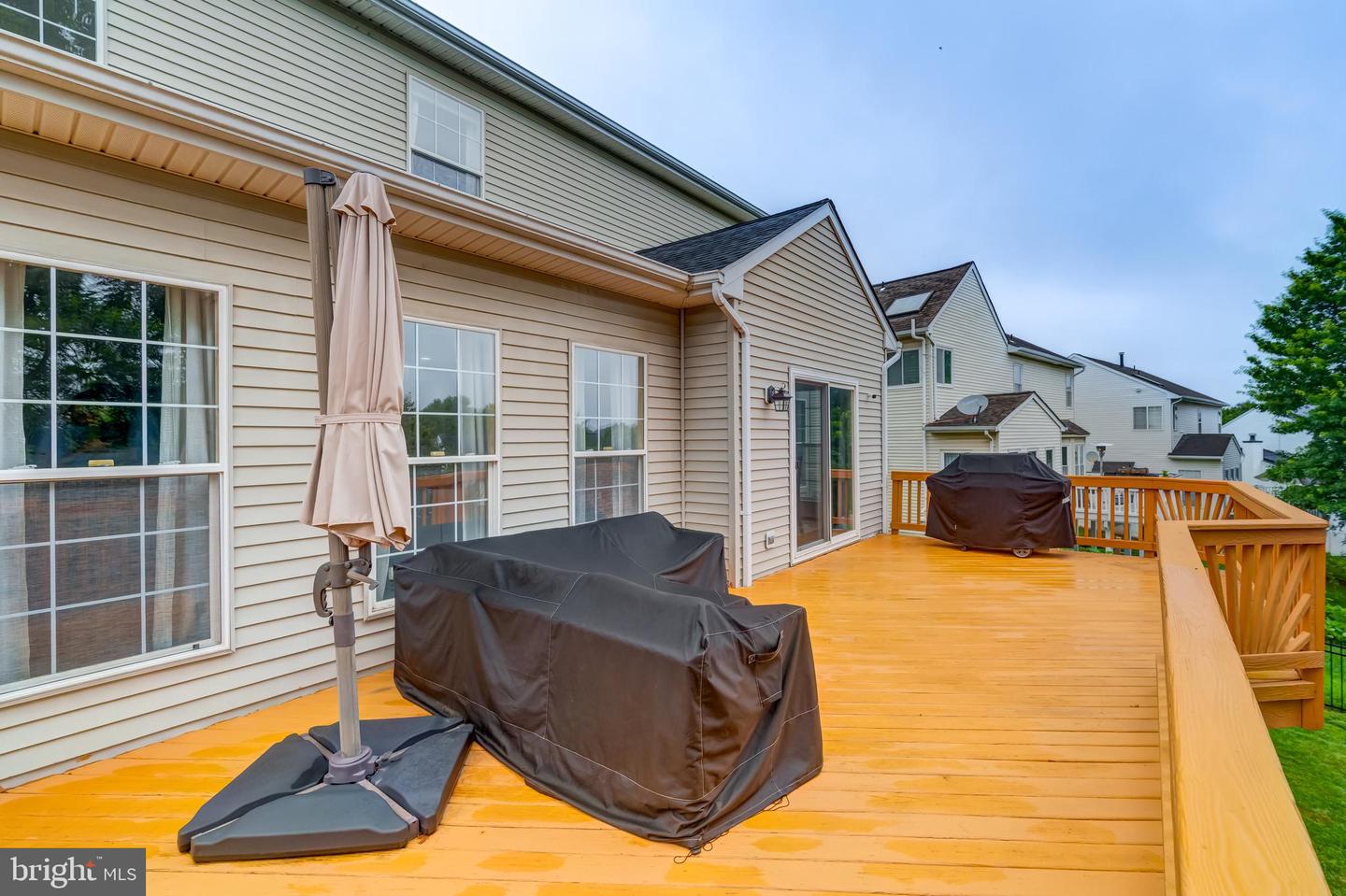 43865 LAUREL RIDGE DR, ASHBURN, Virginia 20147, 4 Bedrooms Bedrooms, ,3 BathroomsBathrooms,Residential,For sale,43865 LAUREL RIDGE DR,VALO2100972 MLS # VALO2100972