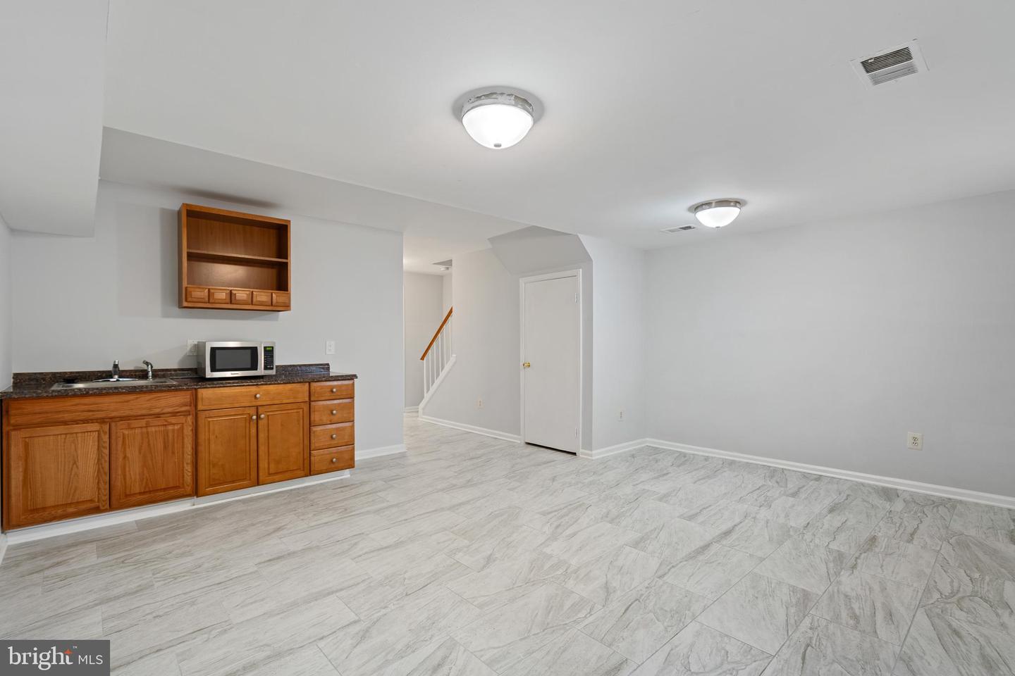 8498 LAUREL OAK DR, SPRINGFIELD, Virginia 22153, 3 Bedrooms Bedrooms, ,3 BathroomsBathrooms,Residential,For sale,8498 LAUREL OAK DR,VAFX2252966 MLS # VAFX2252966