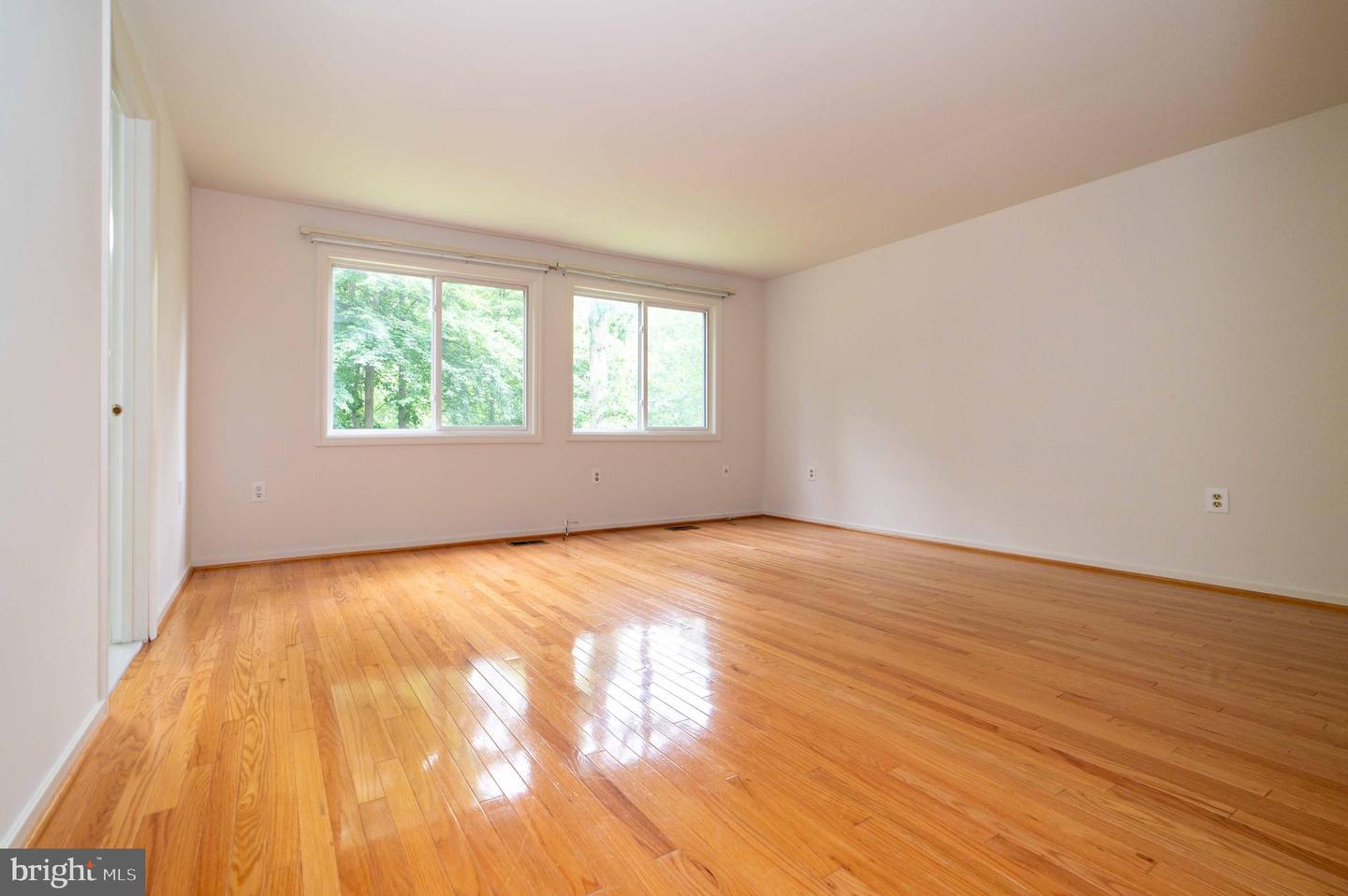 7814 WENDY RIDGE LN, ANNANDALE, Virginia 22003, 4 Bedrooms Bedrooms, ,3 BathroomsBathrooms,Residential,For sale,7814 WENDY RIDGE LN,VAFX2229404 MLS # VAFX2229404