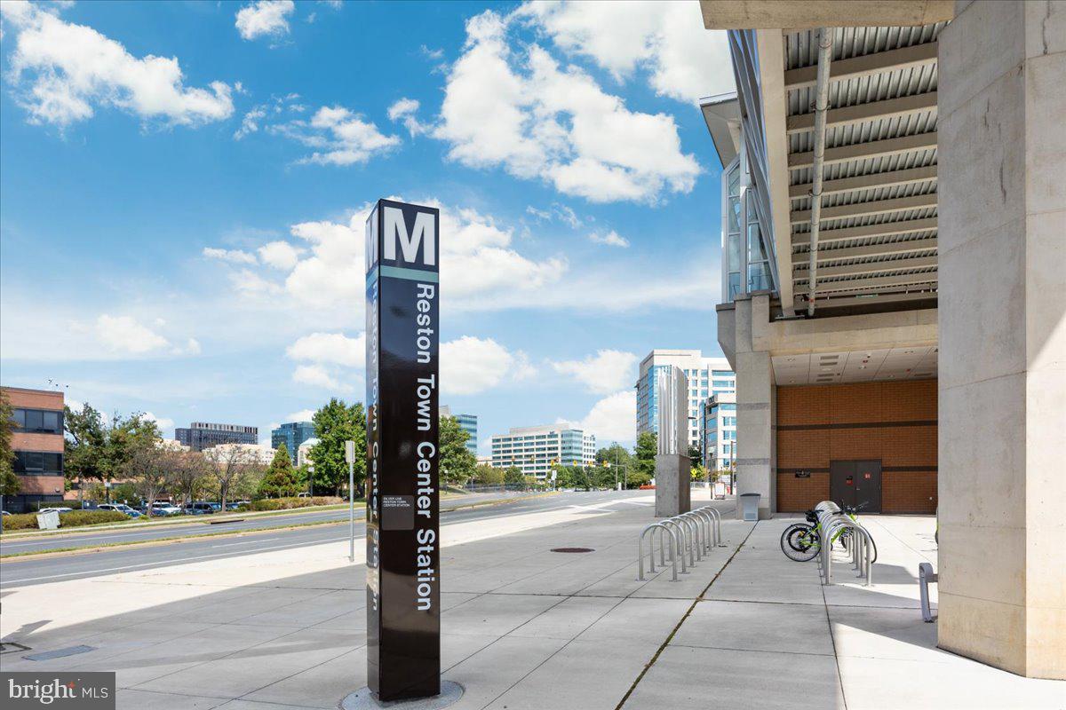 1540 NORTHGATE SQ #1540-12C, RESTON, Virginia 20190, 3 Bedrooms Bedrooms, ,2 BathroomsBathrooms,Residential,For sale,1540 NORTHGATE SQ #1540-12C,VAFX2236342 MLS # VAFX2236342