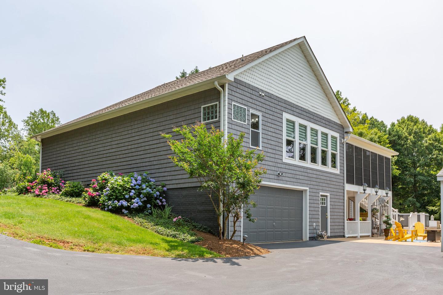 565 BUSBEES POINT RD, BUMPASS, Virginia 23024, 5 Bedrooms Bedrooms, 15 Rooms Rooms,3 BathroomsBathrooms,Residential,For sale,565 BUSBEES POINT RD,VALA2007950 MLS # VALA2007950