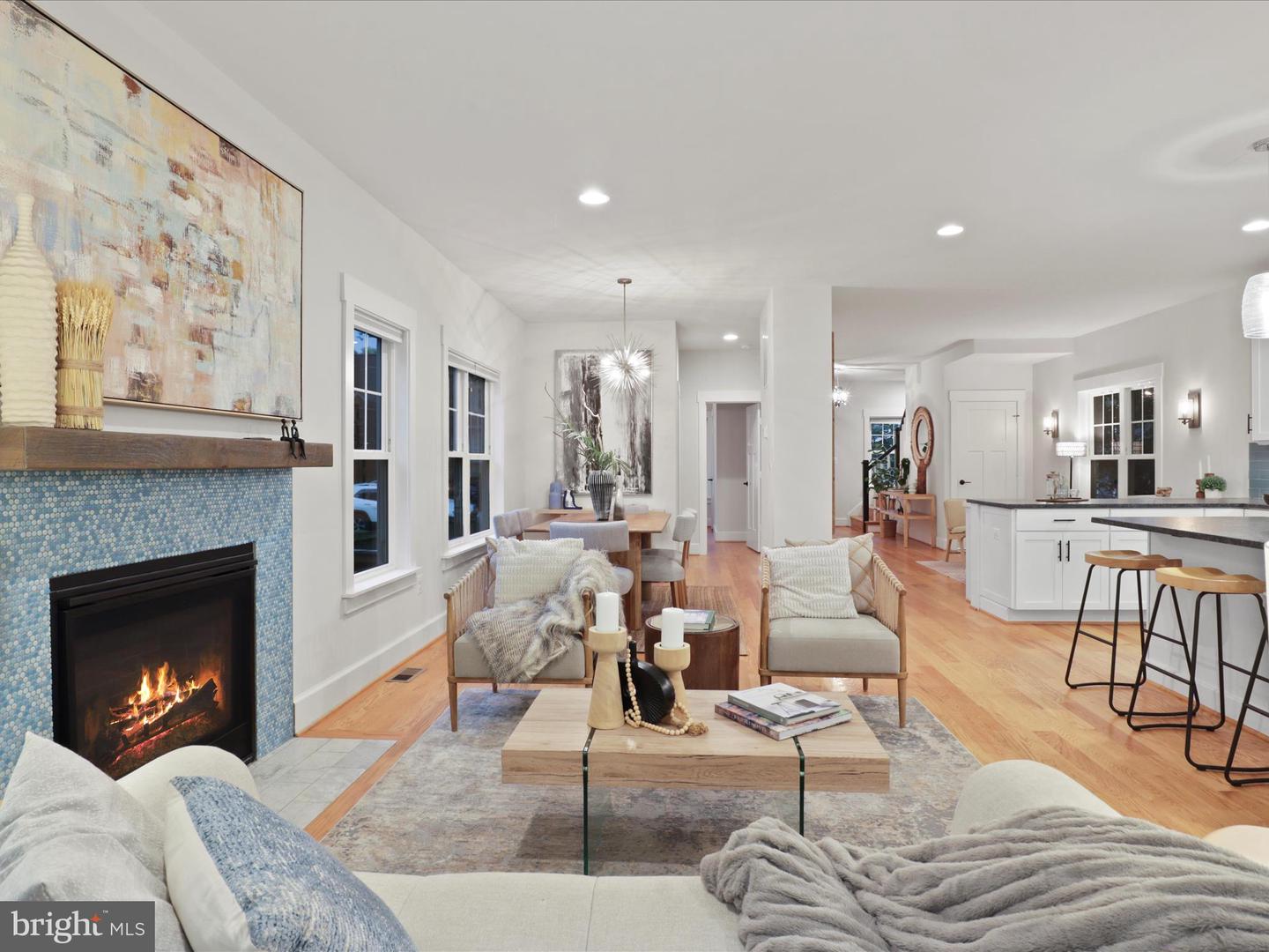 22 W DEL RAY AVE, ALEXANDRIA, Virginia 22301, 4 Bedrooms Bedrooms, ,3 BathroomsBathrooms,Residential,For sale,22 W DEL RAY AVE,VAAX2046816 MLS # VAAX2046816