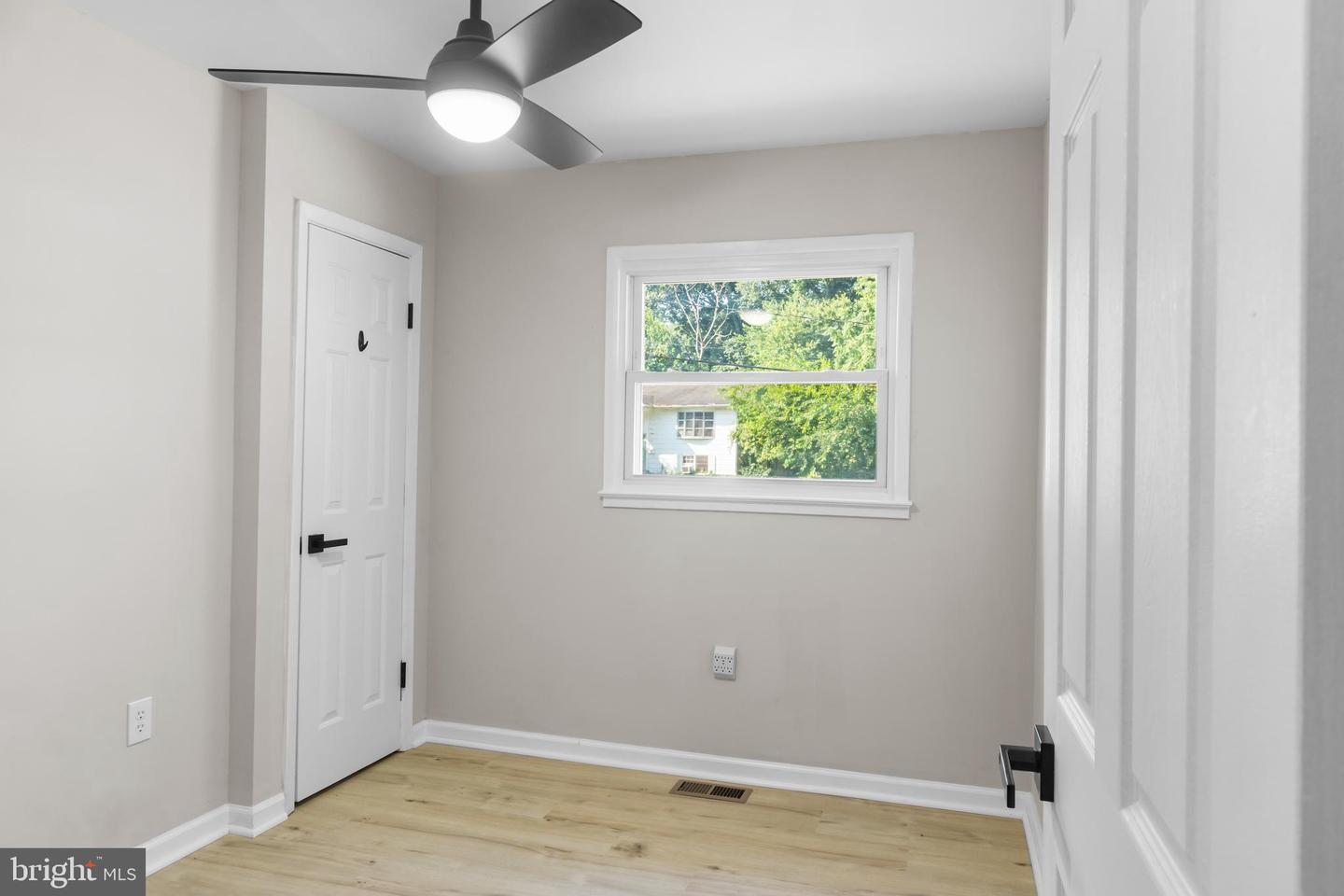 1614 MARYLAND AVE, WOODBRIDGE, Virginia 22191, 3 Bedrooms Bedrooms, 5 Rooms Rooms,2 BathroomsBathrooms,Residential,For sale,1614 MARYLAND AVE,VAPW2098318 MLS # VAPW2098318