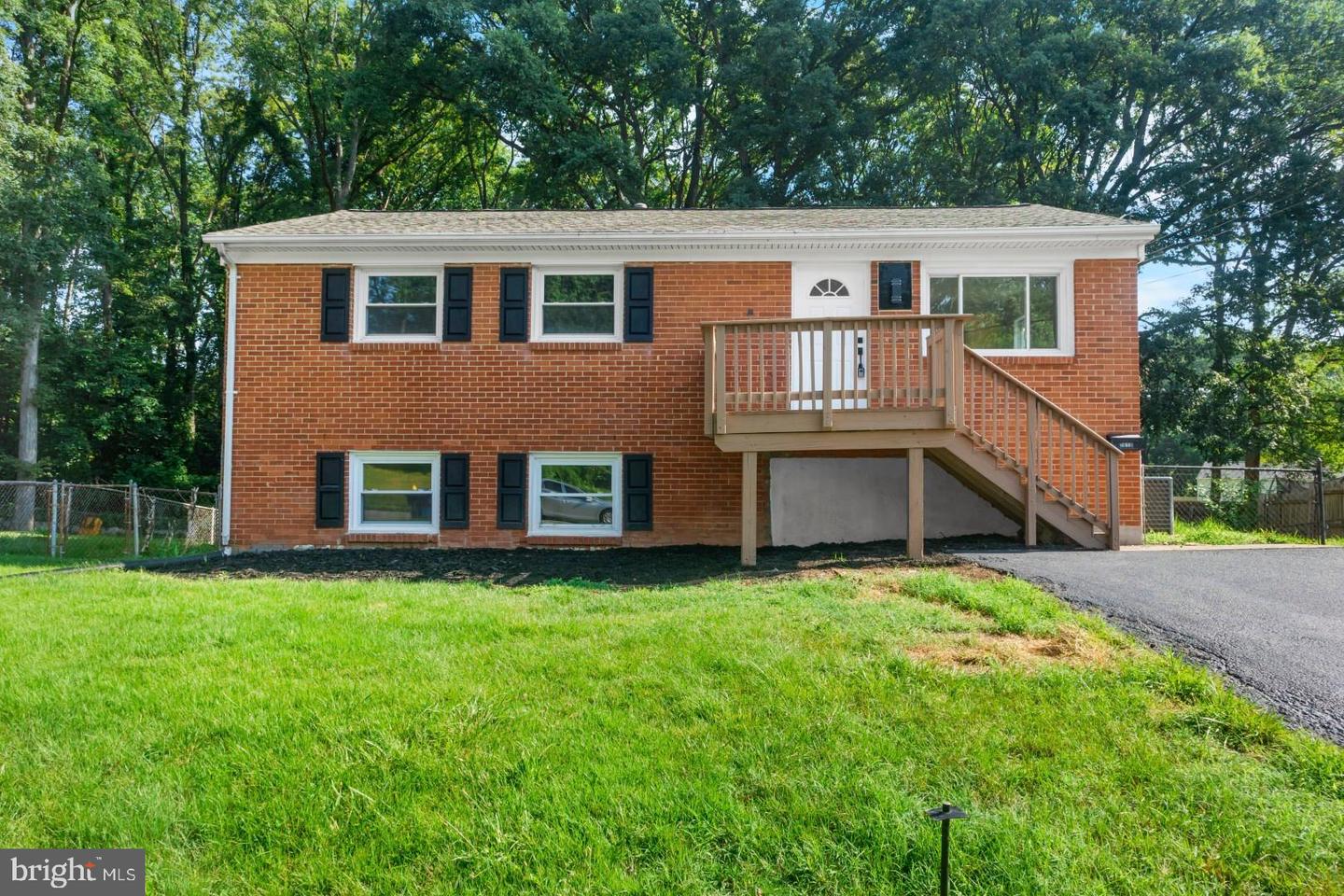 1614 MARYLAND AVE, WOODBRIDGE, Virginia 22191, 3 Bedrooms Bedrooms, 5 Rooms Rooms,2 BathroomsBathrooms,Residential,For sale,1614 MARYLAND AVE,VAPW2098318 MLS # VAPW2098318
