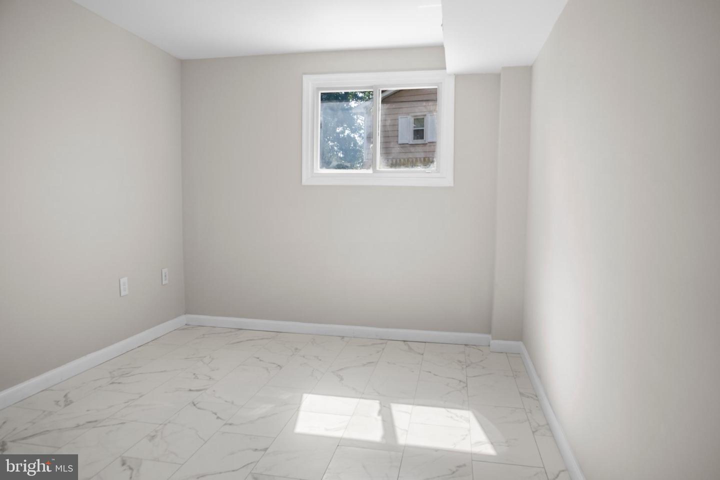 1614 MARYLAND AVE, WOODBRIDGE, Virginia 22191, 3 Bedrooms Bedrooms, 5 Rooms Rooms,2 BathroomsBathrooms,Residential,For sale,1614 MARYLAND AVE,VAPW2098318 MLS # VAPW2098318