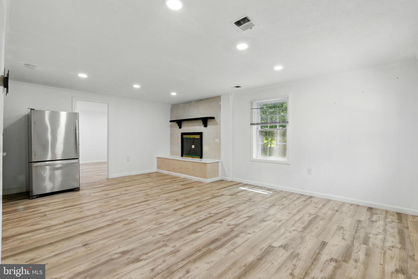 14367 N PARK CT, WOODBRIDGE, Virginia 22193, 4 Bedrooms Bedrooms, ,2 BathroomsBathrooms,Residential,For sale,14367 N PARK CT,VAPW2098416 MLS # VAPW2098416