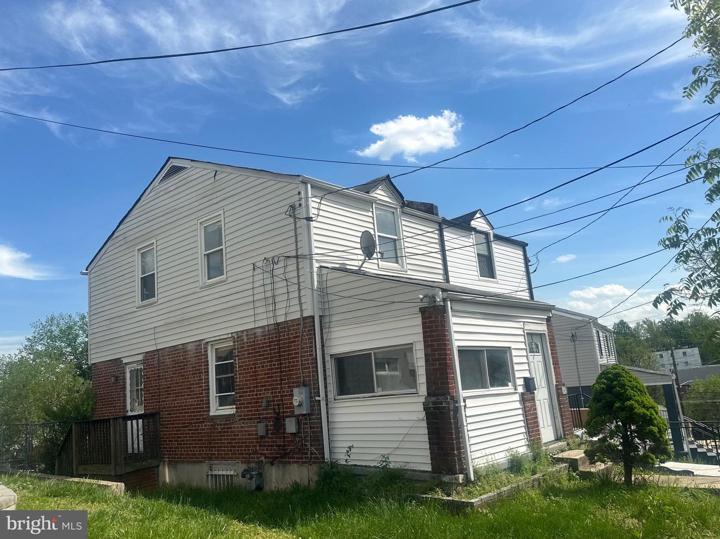 813 51ST ST NE, WASHINGTON, District Of Columbia 20019, 2 Bedrooms Bedrooms, ,2 BathroomsBathrooms,Residential,For sale,813 51ST ST NE,DCDC2195022 MLS # DCDC2195022
