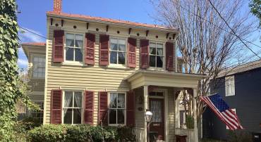 213 PRINCESS ANNE ST, FREDERICKSBURG, Virginia 22401, 3 Bedrooms Bedrooms, ,2 BathroomsBathrooms,Residential,For sale,213 PRINCESS ANNE ST,VAFB2008200 MLS # VAFB2008200
