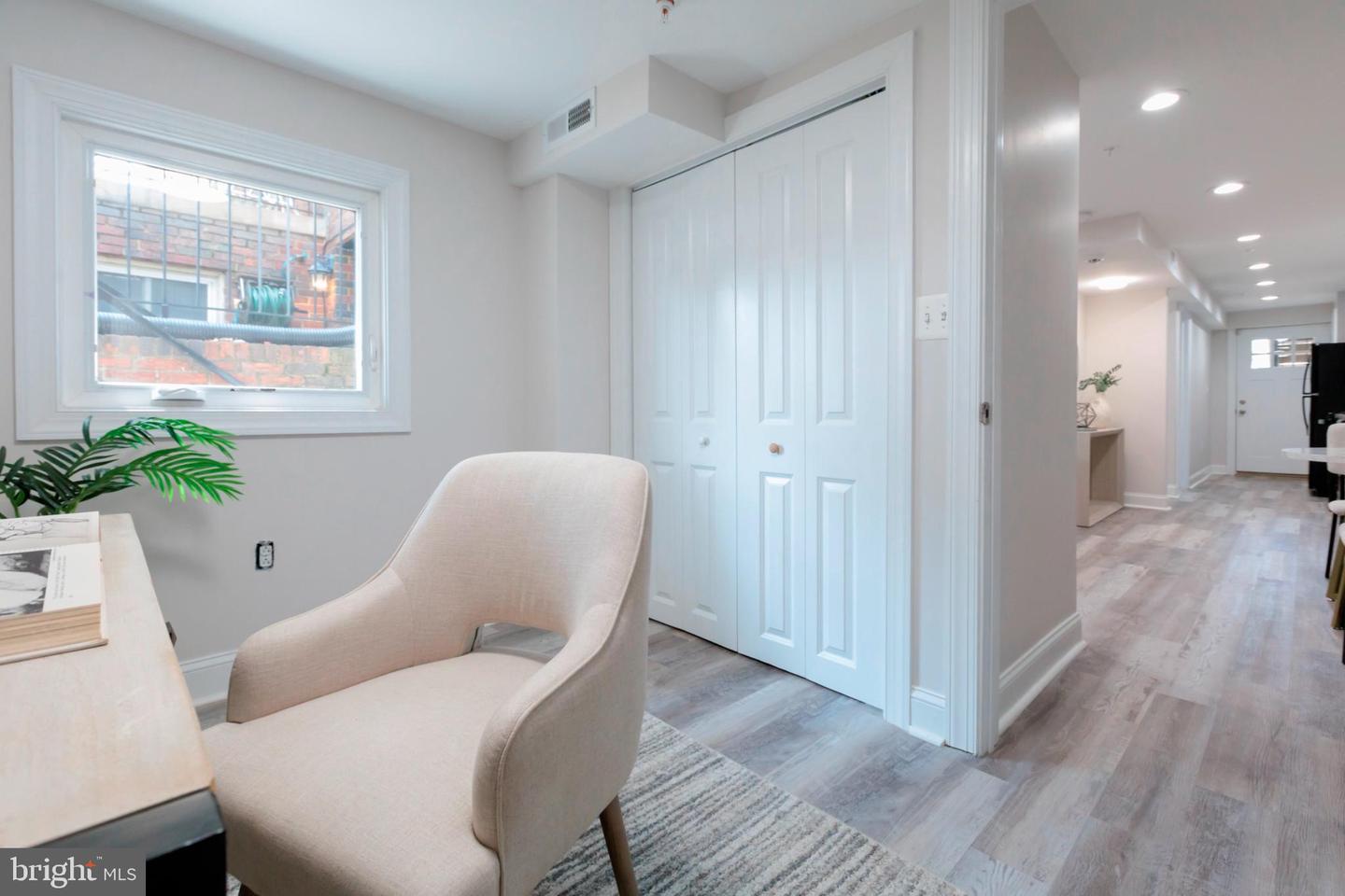 1616 C ST NE, WASHINGTON, District Of Columbia 20002, 5 Bedrooms Bedrooms, ,3 BathroomsBathrooms,Residential,For sale,1616 C ST NE,DCDC2206482 MLS # DCDC2206482