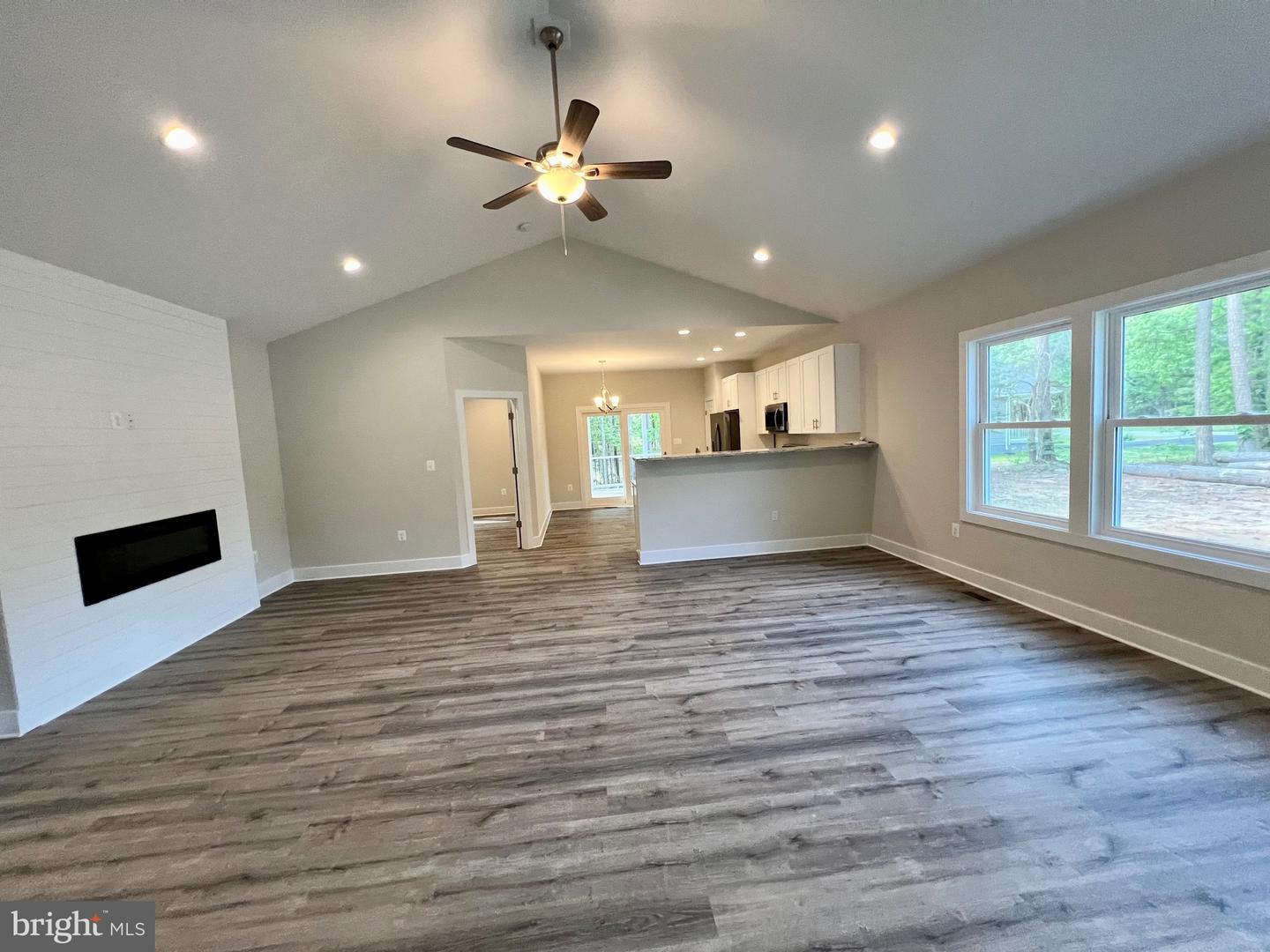 982 MATTOX AVE, COLONIAL BEACH, Virginia 22443, 3 Bedrooms Bedrooms, ,2 BathroomsBathrooms,Residential,For sale,982 MATTOX AVE,VAWE2009226 MLS # VAWE2009226