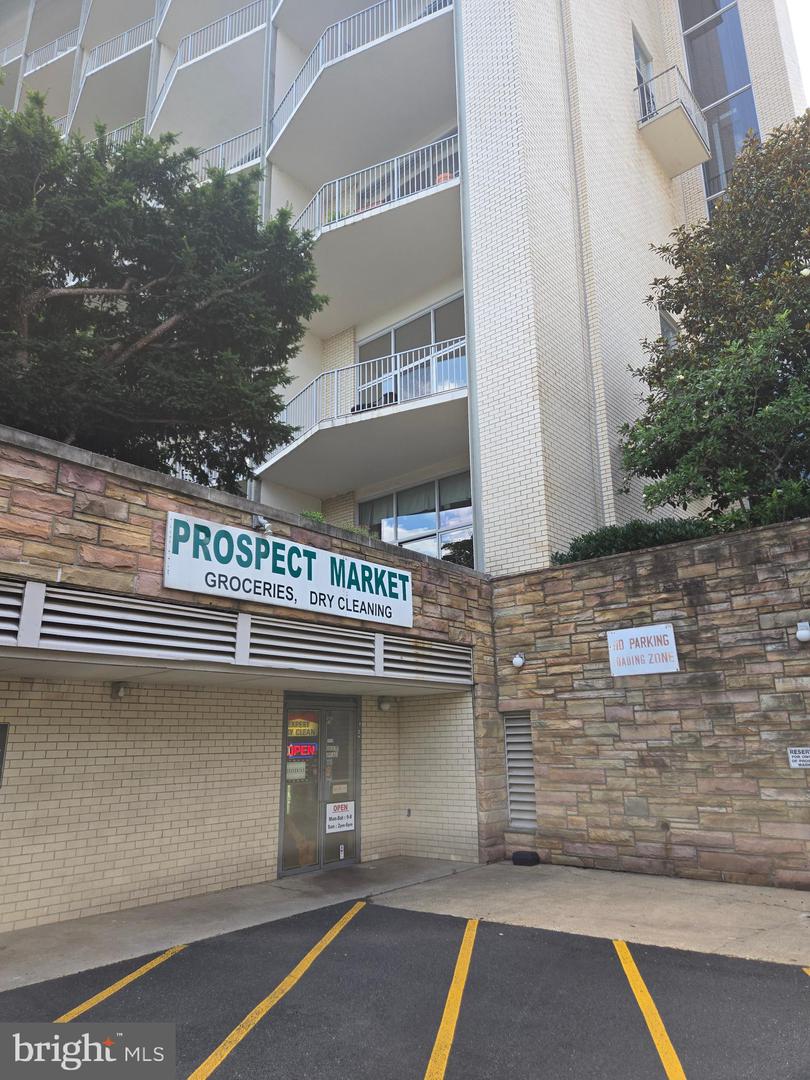 1200 NASH ST N #1200, ARLINGTON, Virginia 22209, ,Land,For sale,1200 NASH ST N #1200,VAAR2059970 MLS # VAAR2059970