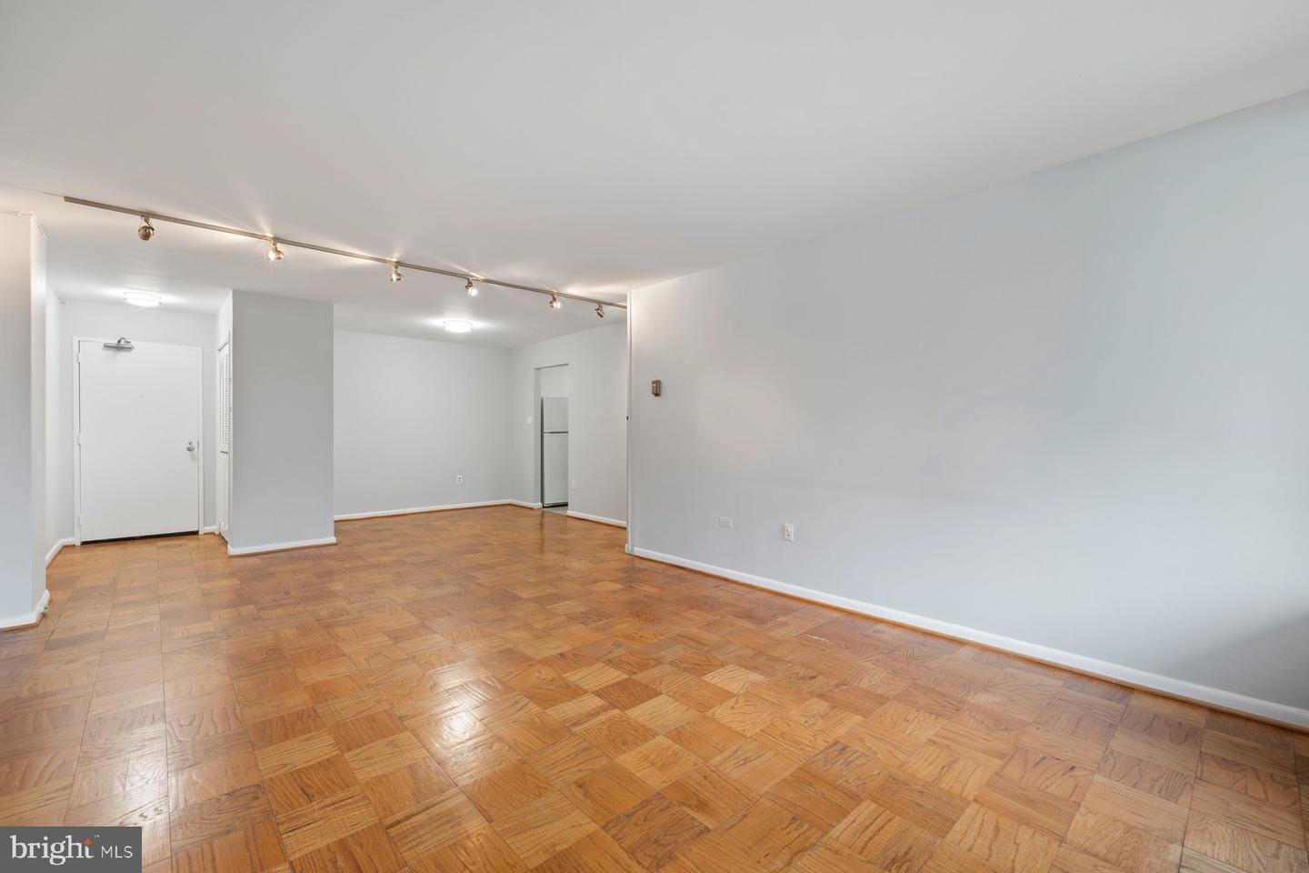 2939 VAN NESS ST NW #230, WASHINGTON, District Of Columbia 20008, 1 Bedroom Bedrooms, ,1 BathroomBathrooms,Residential,For sale,2939 VAN NESS ST NW #230,DCDC2208702 MLS # DCDC2208702