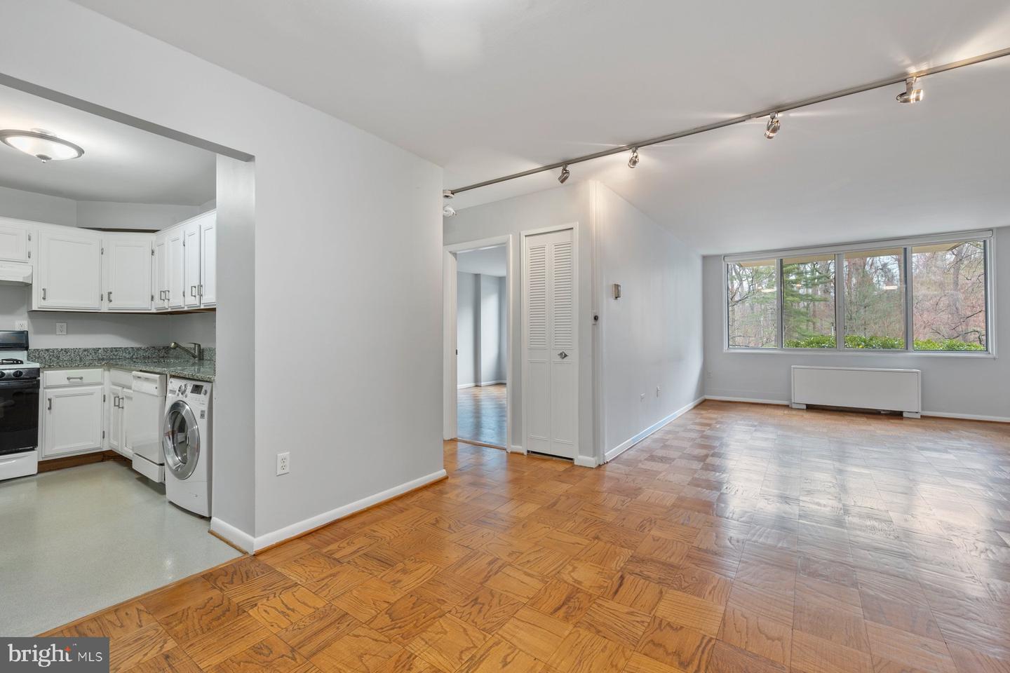 2939 VAN NESS ST NW #230, WASHINGTON, District Of Columbia 20008, 1 Bedroom Bedrooms, ,1 BathroomBathrooms,Residential,For sale,2939 VAN NESS ST NW #230,DCDC2208702 MLS # DCDC2208702