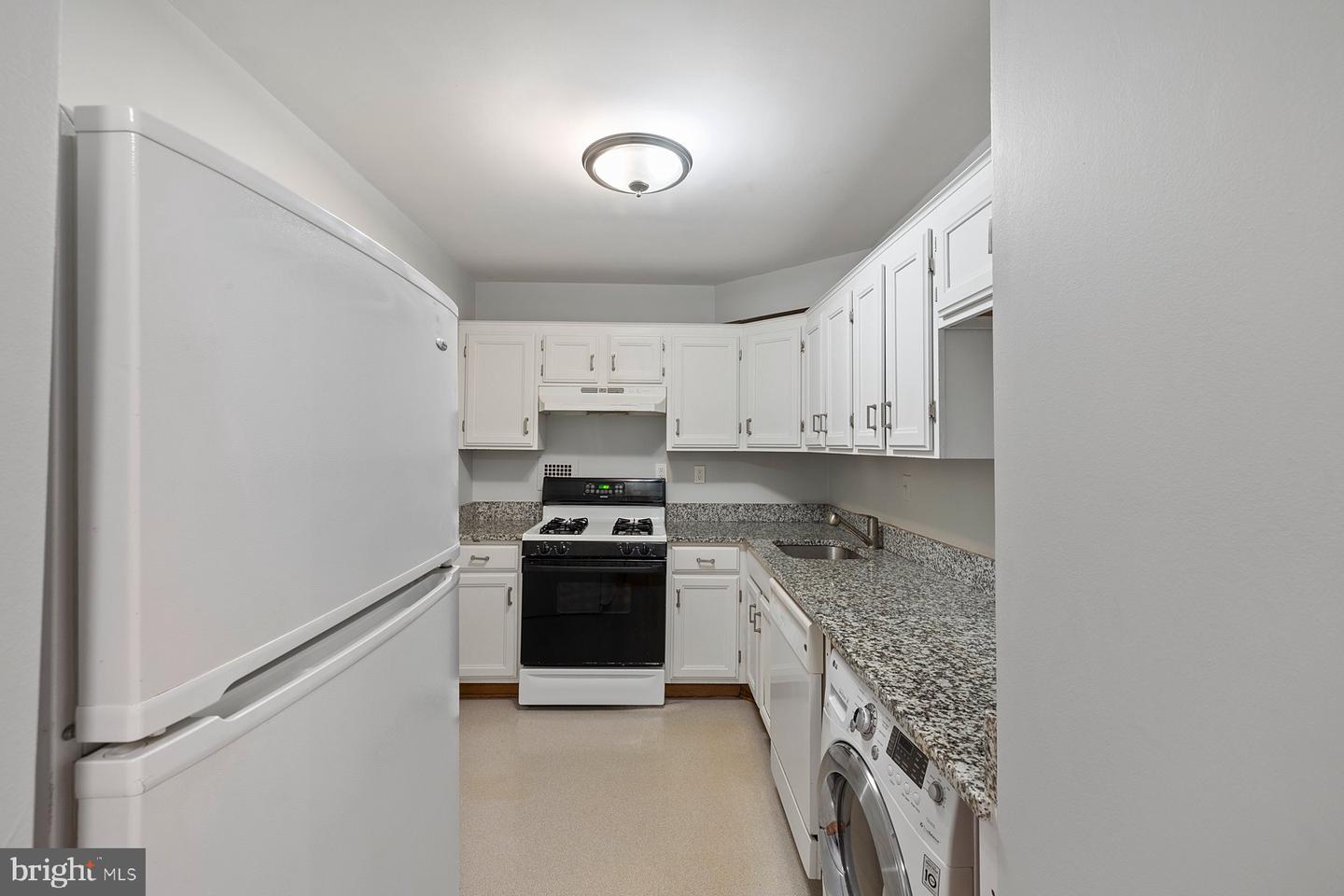2939 VAN NESS ST NW #230, WASHINGTON, District Of Columbia 20008, 1 Bedroom Bedrooms, ,1 BathroomBathrooms,Residential,For sale,2939 VAN NESS ST NW #230,DCDC2208702 MLS # DCDC2208702