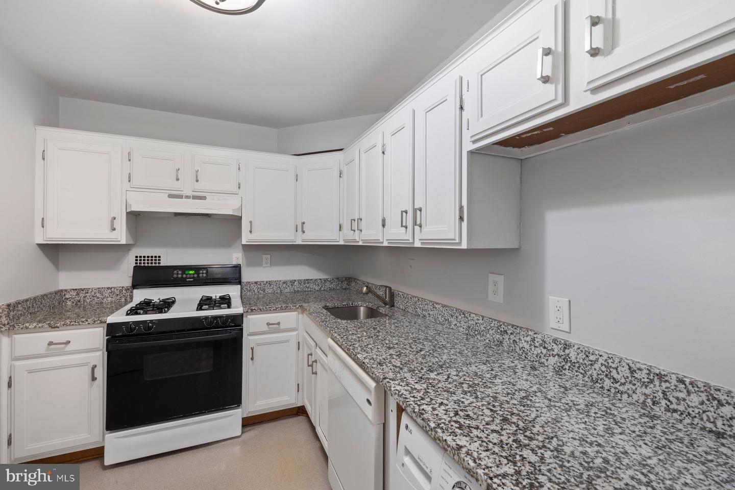 2939 VAN NESS ST NW #230, WASHINGTON, District Of Columbia 20008, 1 Bedroom Bedrooms, ,1 BathroomBathrooms,Residential,For sale,2939 VAN NESS ST NW #230,DCDC2208702 MLS # DCDC2208702