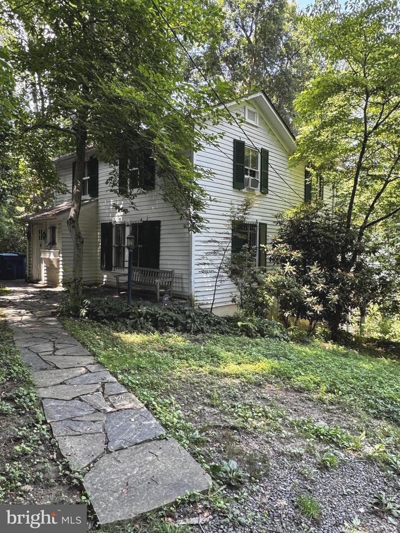 6124 OLD DOMINION DR, MCLEAN, Virginia 22101, 3 Bedrooms Bedrooms, ,1 BathroomBathrooms,Residential,For sale,6124 OLD DOMINION DR,VAFX2253030 MLS # VAFX2253030