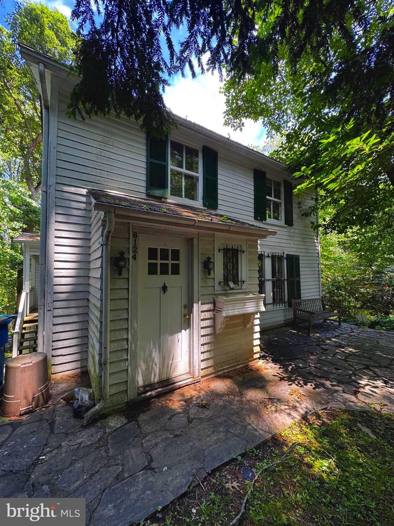 6124 OLD DOMINION DR, MCLEAN, Virginia 22101, 3 Bedrooms Bedrooms, ,1 BathroomBathrooms,Residential,For sale,6124 OLD DOMINION DR,VAFX2253030 MLS # VAFX2253030