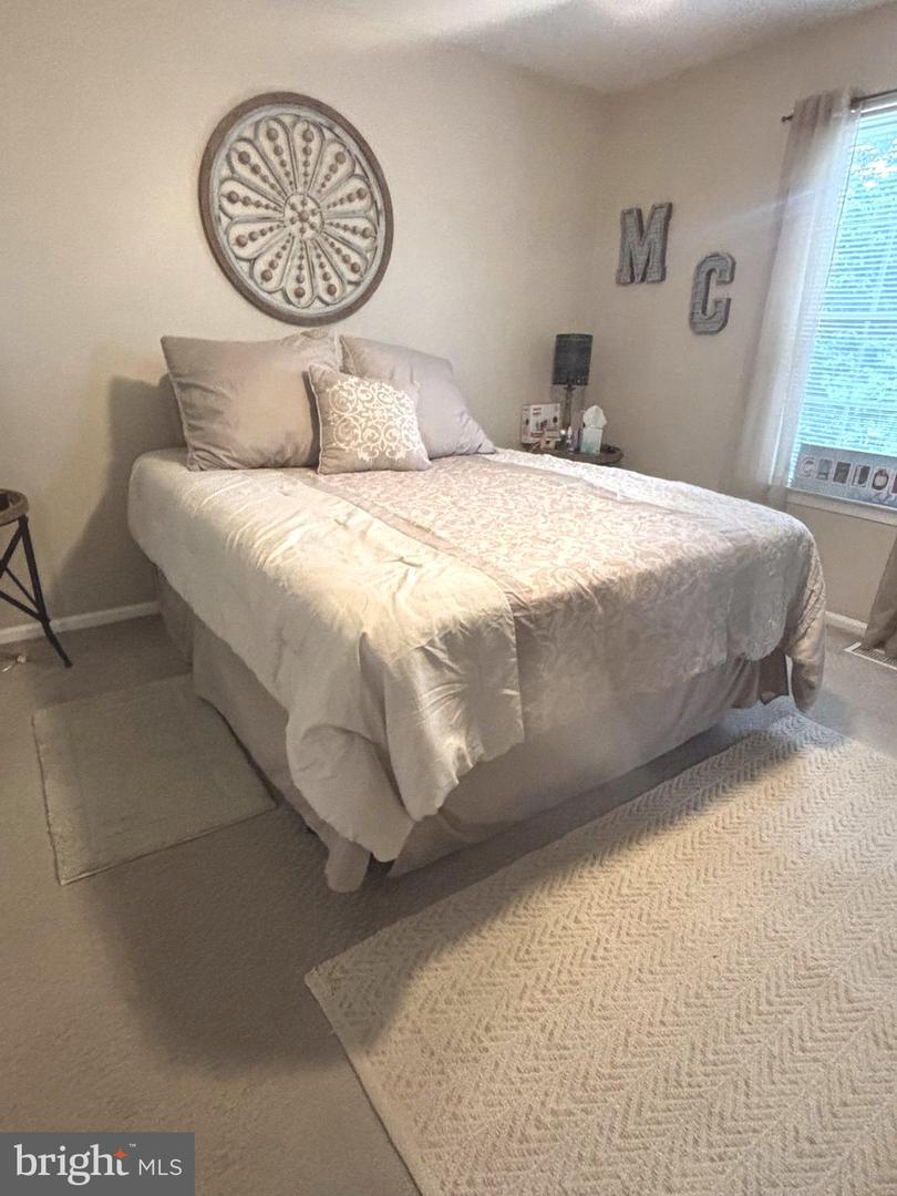 2906 MARSALA CT, WOODBRIDGE, Virginia 22192, 3 Bedrooms Bedrooms, ,2 BathroomsBathrooms,Residential,For sale,2906 MARSALA CT,VAPW2098432 MLS # VAPW2098432