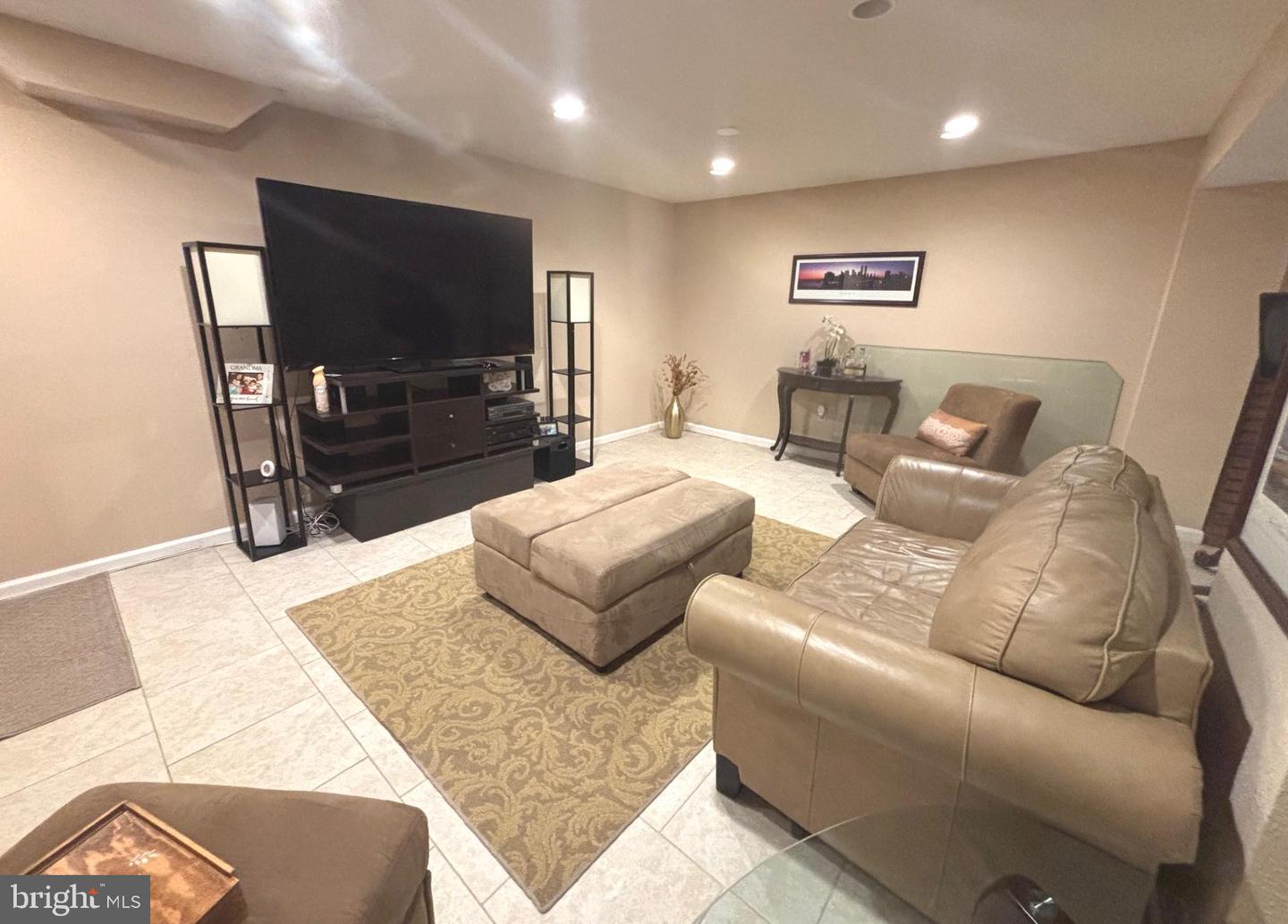 2906 MARSALA CT, WOODBRIDGE, Virginia 22192, 3 Bedrooms Bedrooms, ,2 BathroomsBathrooms,Residential,For sale,2906 MARSALA CT,VAPW2098432 MLS # VAPW2098432