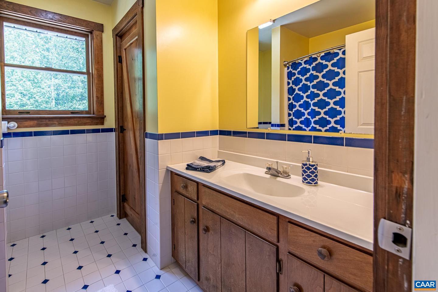 4894 GILBERT STATION RD, BARBOURSVILLE, Virginia 22923, 3 Bedrooms Bedrooms, ,3 BathroomsBathrooms,Residential,For sale,4894 GILBERT STATION RD,666287 MLS # 666287