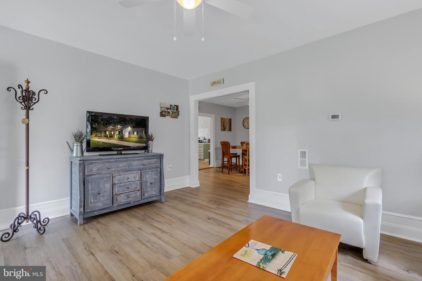 76 TUCKER HILL RD., KINSALE, Virginia 22488, 3 Bedrooms Bedrooms, 6 Rooms Rooms,1 BathroomBathrooms,Residential,For sale,76 TUCKER HILL RD.,VAWE2008440 MLS # VAWE2008440